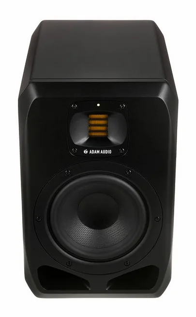 ADAM Audio S2V, het logo en de afwerking