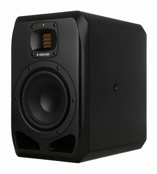 ADAM Audio S2V, het logo en de afwerking