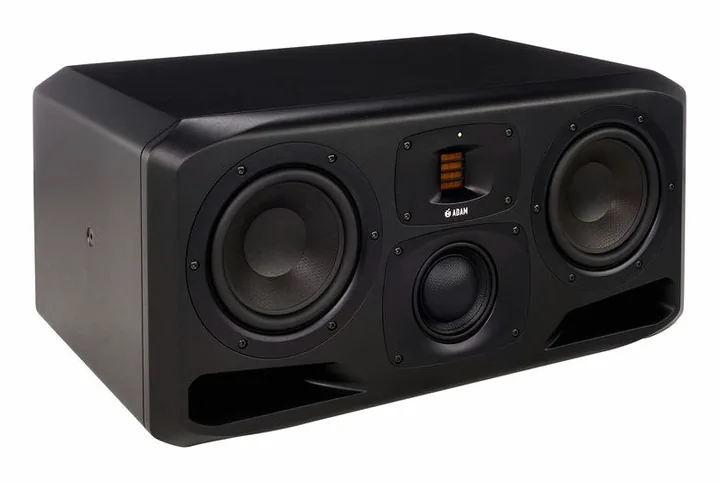 ADAM Audio S3H, het frontpaneel met de woofer en tweeter
