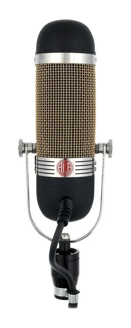 AEA R84A, het frontale grillewerk