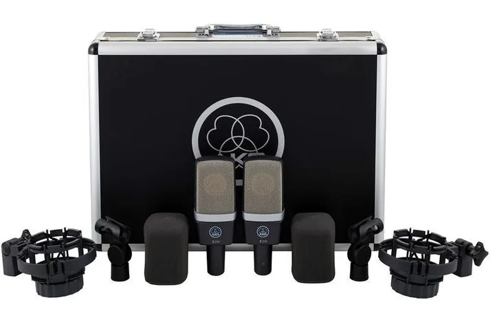 AKG C214 Stereo Set Bundle, de microfoonkorf van dichtbij