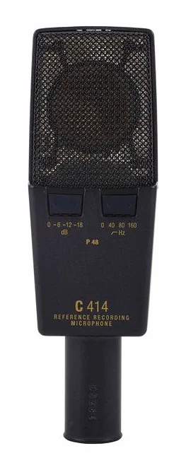 AKG C414 XLII, de XLR-aansluiting onderaan