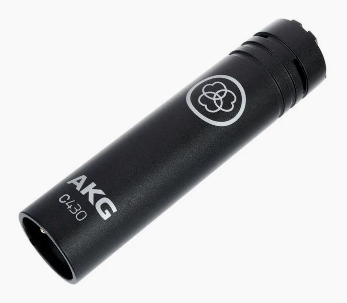 AKG C 430, het frontale grillewerk