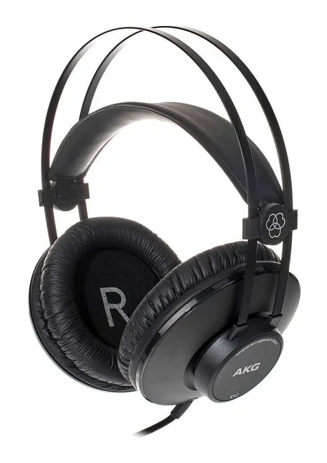 AKG K-52, de kabelaansluiting aan de oorschelp