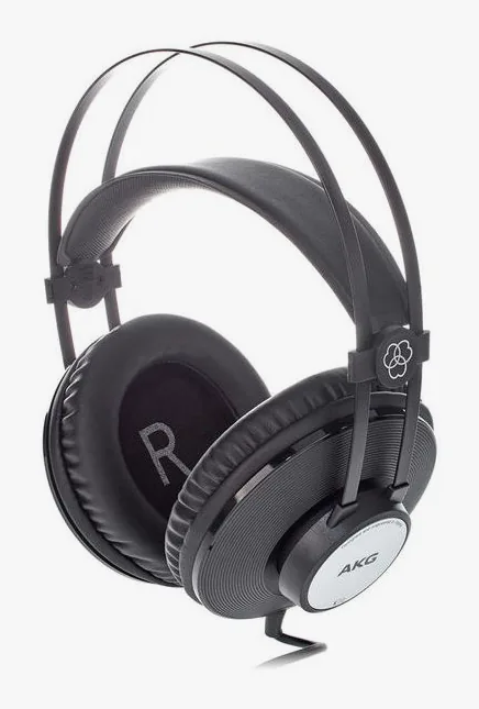 AKG K-72, de oorschelp van dichtbij