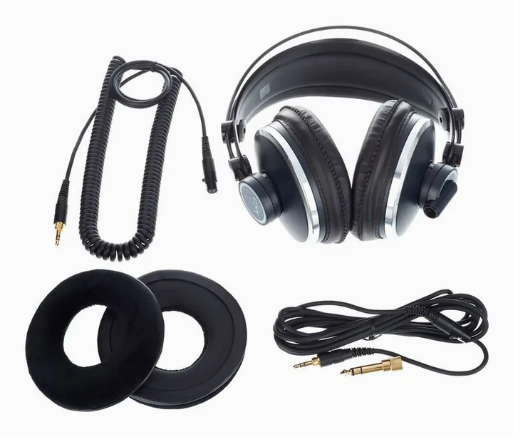 AKG K-271 MKII, het opgevouwen model