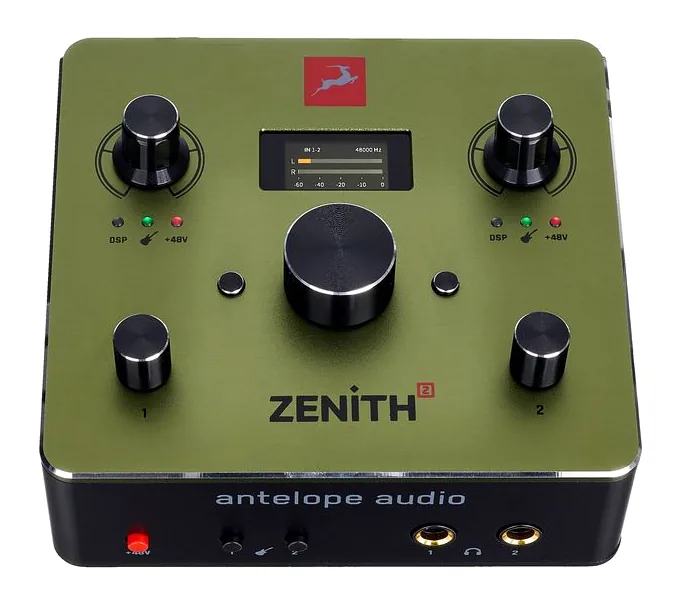 Antelope Zenith 2, de ingangen aan de voorzijde