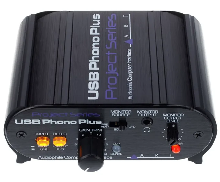 ART USB Phono Plus PS, de aansluitingen aan de achterkant