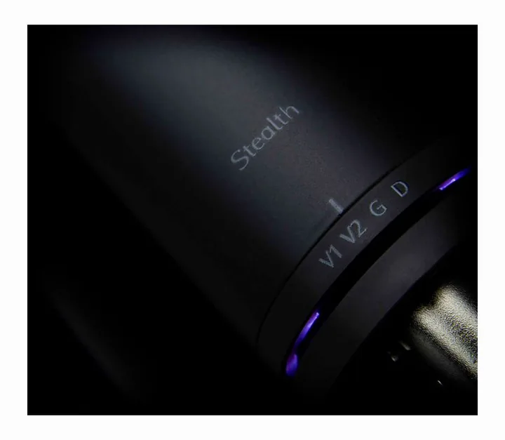 Aston Microphones Stealth Broadcast, de behuizing van opzij