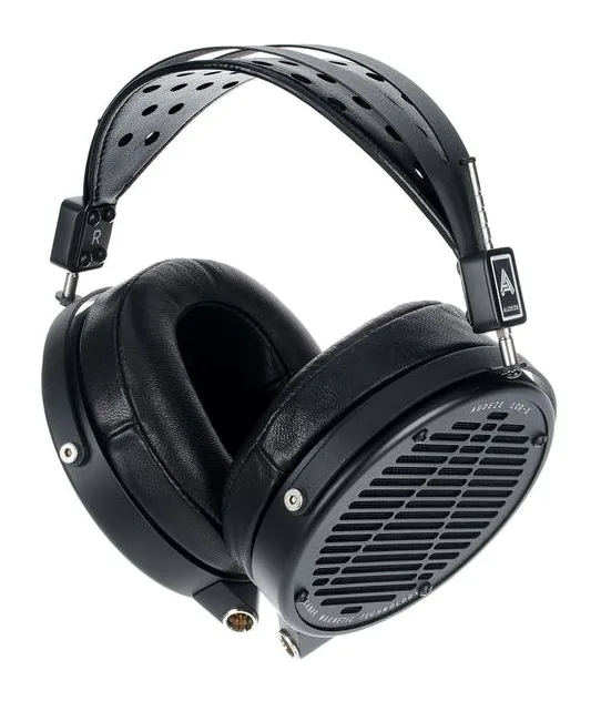 Audeze LCD-X, de oorschelp van dichtbij