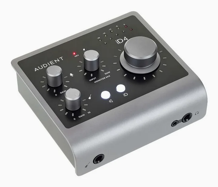 Audient iD4 MKII, de bovenkant van het apparaat