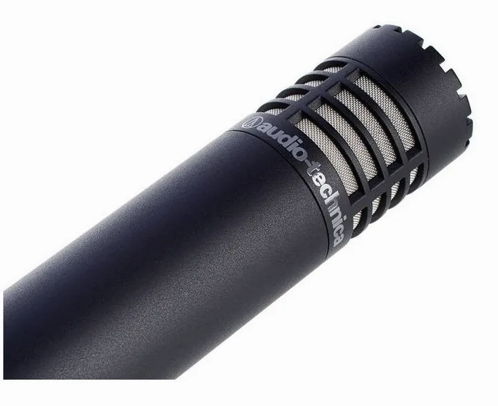 Audio-Technica AT 4053B, het logo en de afwerking