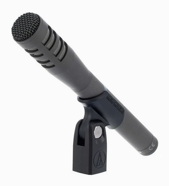 Audio-Technica AT 8033, het logo en de afwerking