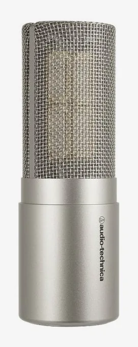 Audio-Technica AT5047, de XLR-aansluiting onderaan