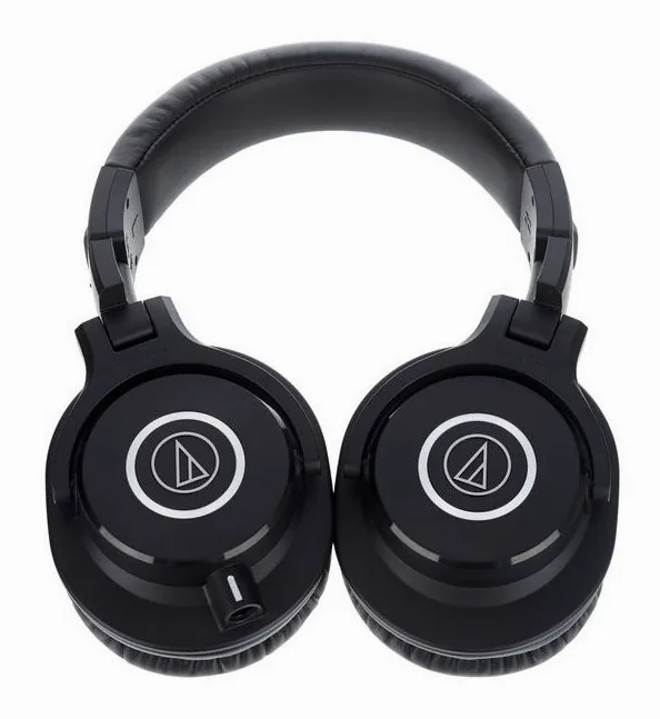 Audio-Technica ATH-M40X, de oorschelp van dichtbij