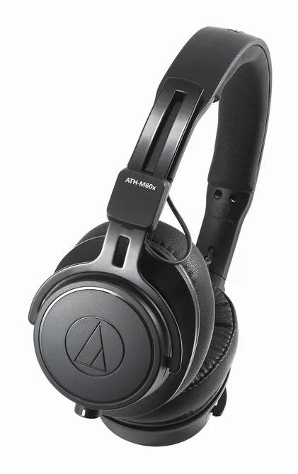 Audio-Technica ATH-M60xa, de oorschelp van dichtbij