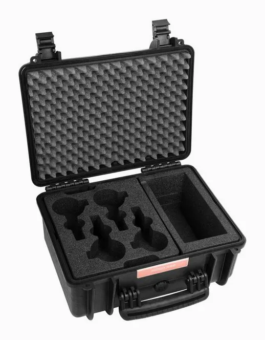 Austrian Audio DMK1, de XLR-aansluiting onderaan