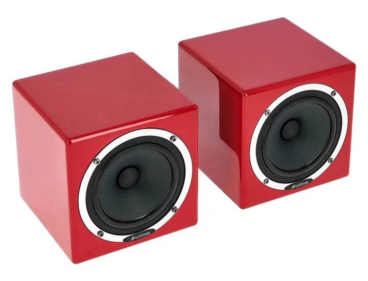Avantone MixCubes Active Red, de regelaars aan de achterzijde