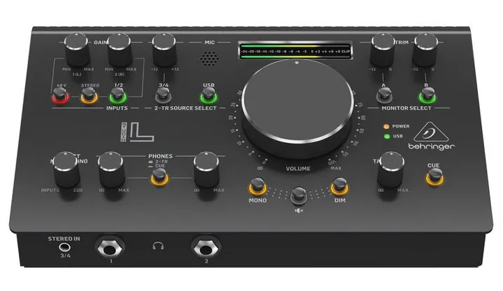 Behringer Studio L, het volumeknopje en de LED-meters