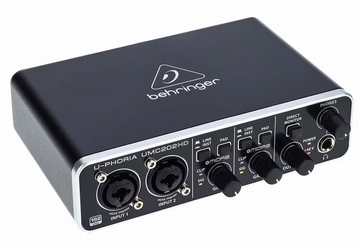Behringer U-Phoria UMC202HD, de bovenkant van het apparaat
