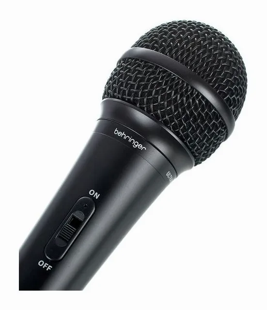 Behringer XM1800S Set, de bevestiging en de houder