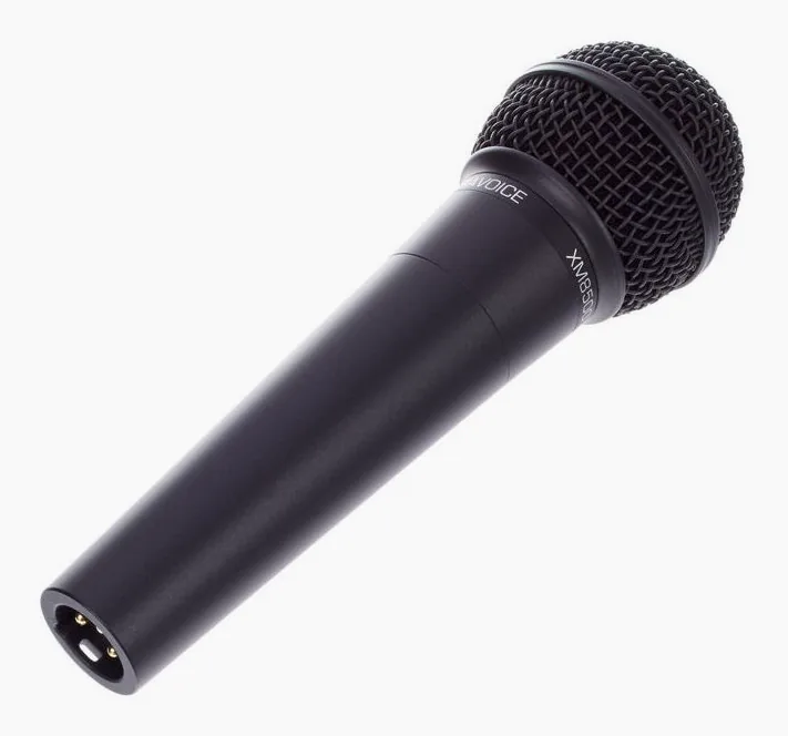 Behringer XM8500, de microfoonkorf van dichtbij