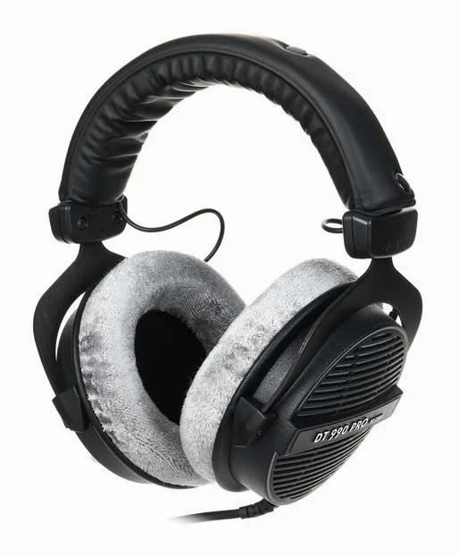 beyerdynamic DT-990 Pro 80 Ohms, de oorschelp van dichtbij
