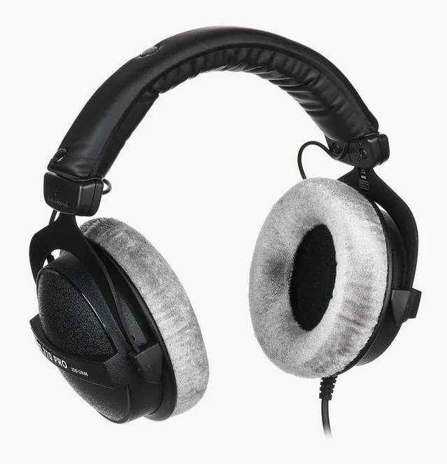 beyerdynamic DT-770 Pro 250 Ohm, de oorschelp van dichtbij