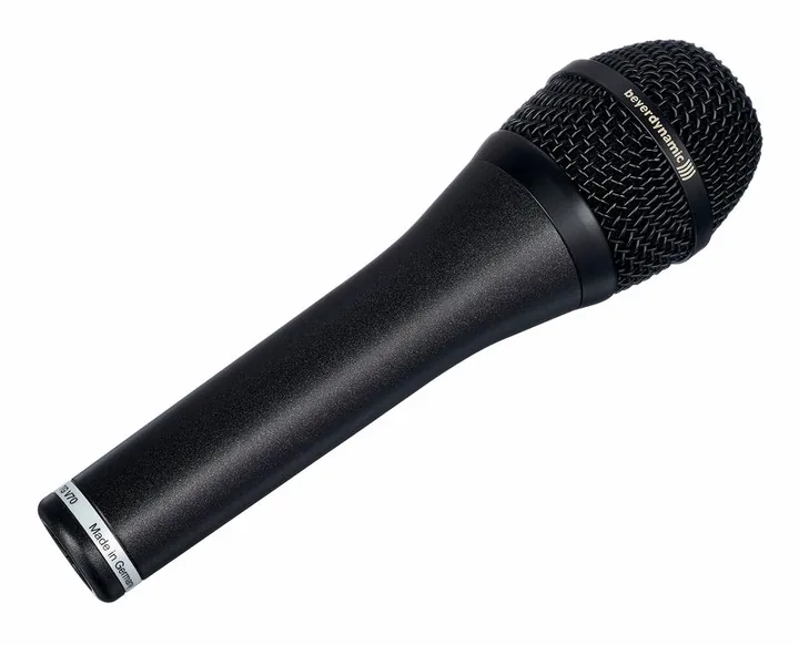 beyerdynamic TG V70, de XLR-aansluiting onderaan