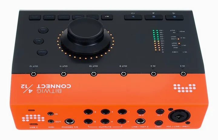 Bitwig Connect 4/12, de bovenkant van het apparaat