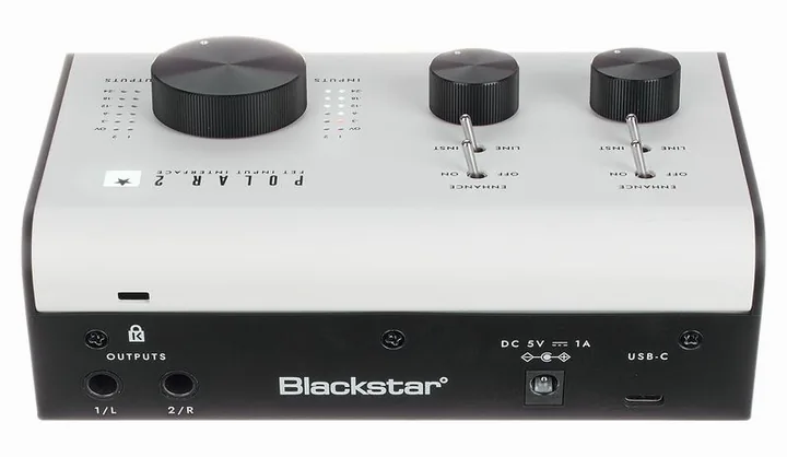 Blackstar Polar 2 WT, de aansluitingen aan de achterkant