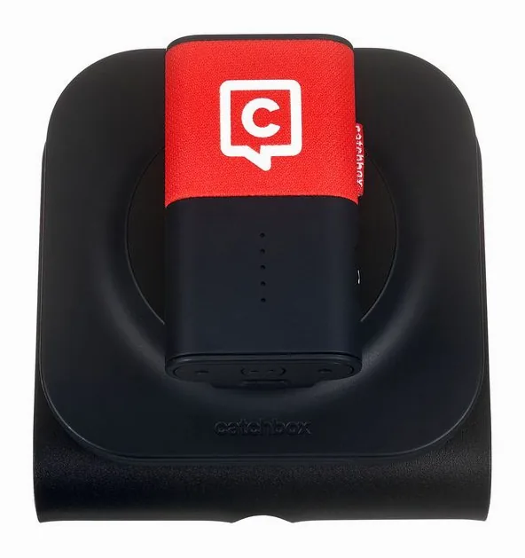 Catchbox Plus Transmitter Clip Red, de microfoonkorf van dichtbij