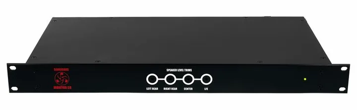 Dangerous Music Monitor SR, het frontpaneel met de woofer en tweeter