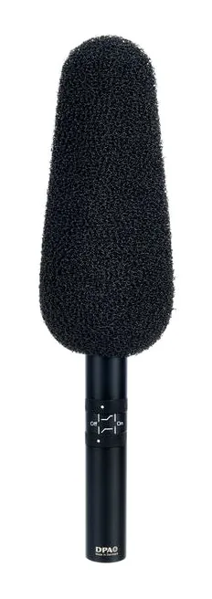DPA 4017B, de XLR-aansluiting onderaan