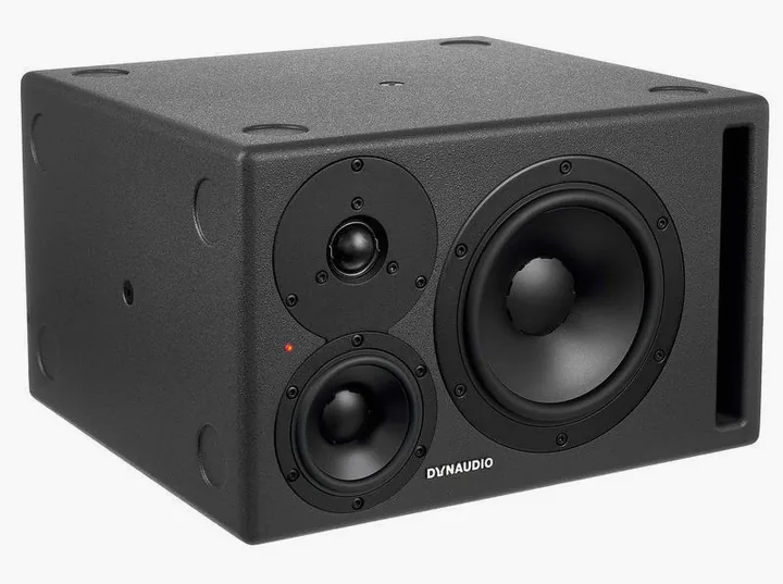 Dynaudio Core 47 Left, de bassreflexpoort