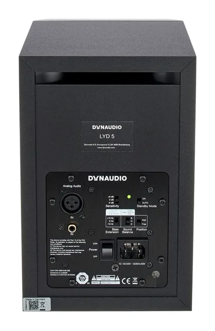 Dynaudio LYD-5 Black, de regelaars aan de achterzijde