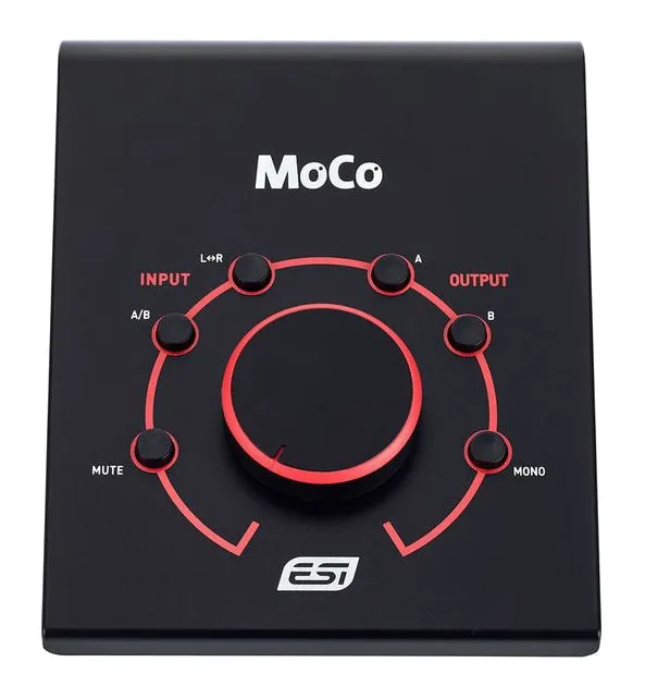 ESI MoCo, de achterkant met de aansluitingen