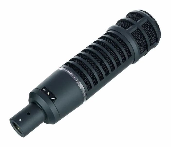 EV RE20-Black, het logo en de afwerking