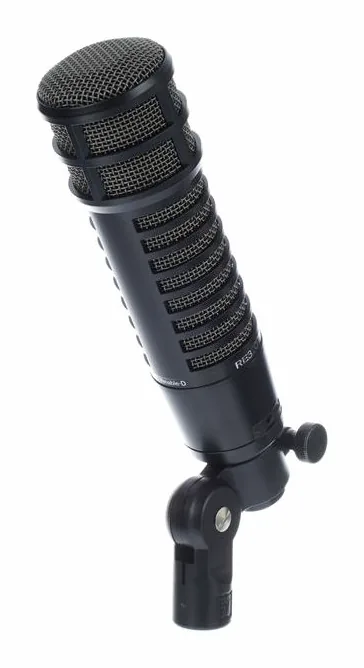 EV RE320, het frontale grillewerk