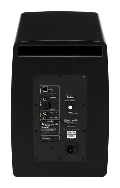 EVE Audio EXO 28, het frontpaneel met de woofer en tweeter