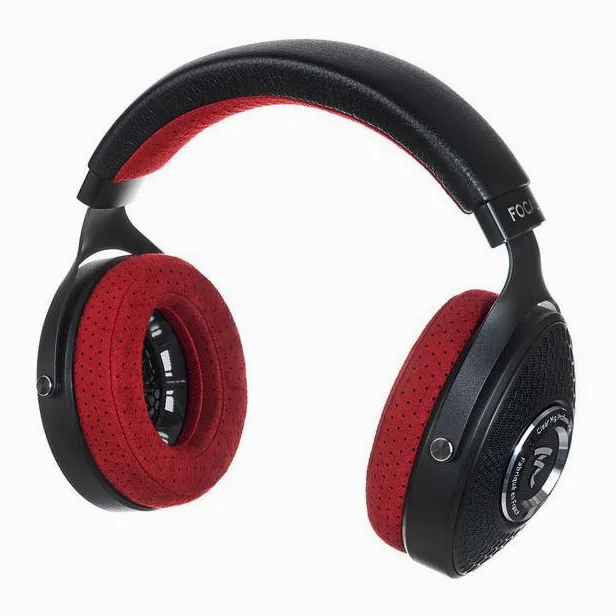 Focal Clear MG Professional, de oorschelp van dichtbij
