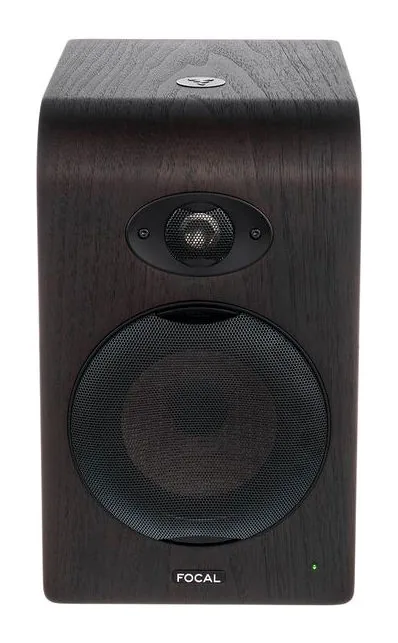 Focal Shape 65, de regelaars aan de achterzijde