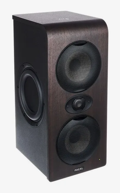 Focal Shape Twin, de achterkant met de aansluitingen
