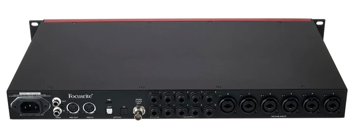 Focusrite Clarett+ 8Pre, de behuizing van opzij
