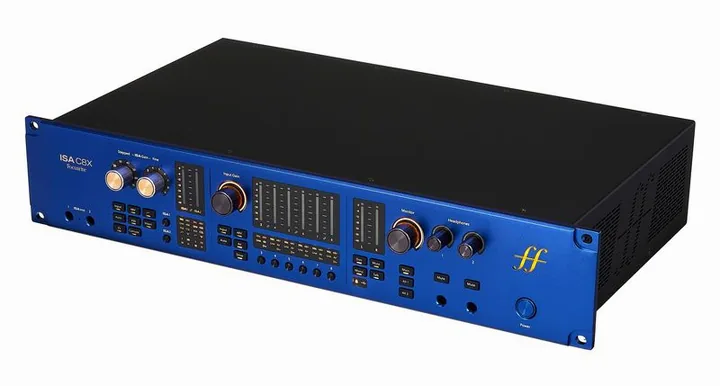 Focusrite ISA C8X Sonnox ISA Essential, het voorpaneel met de draaiknoppen