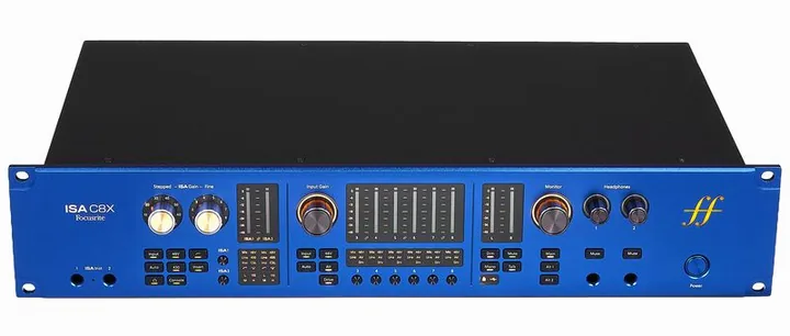 Focusrite ISA C8X Sonnox ISA Essential, het volumeknopje en de LED-meters
