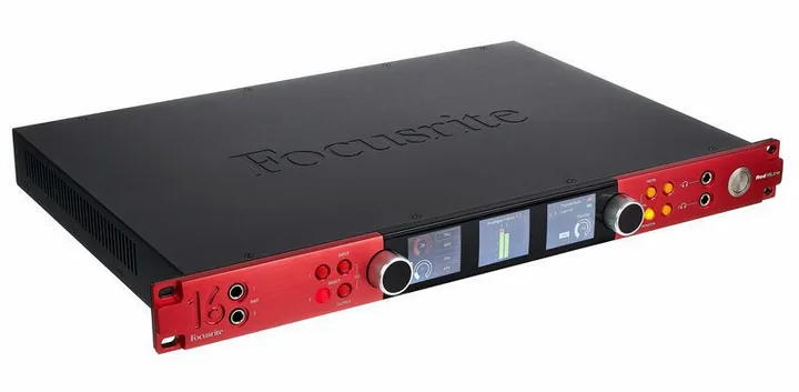 Focusrite Red 16 Line, de ingangen aan de voorzijde