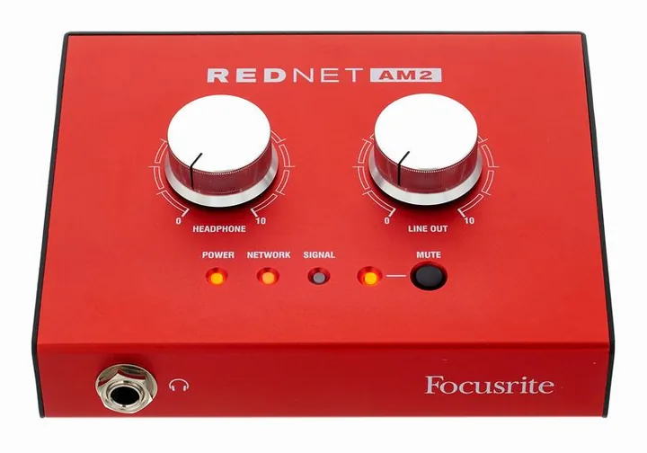 Focusrite RedNet AM2, de regelaars aan de achterzijde