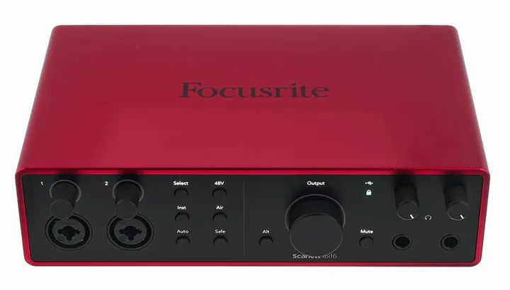 Focusrite Scarlett 16i16 4th Gen, de behuizing van opzij