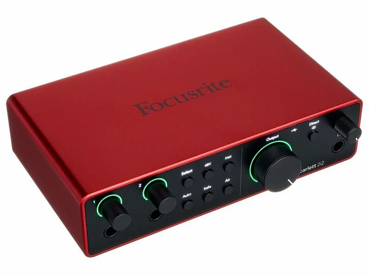 Focusrite Scarlett 2i2 4th Generation, de behuizing van opzij